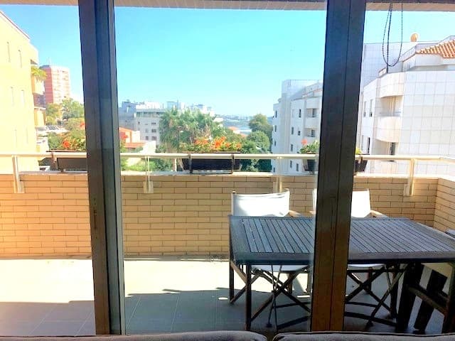 Featured property gallery image