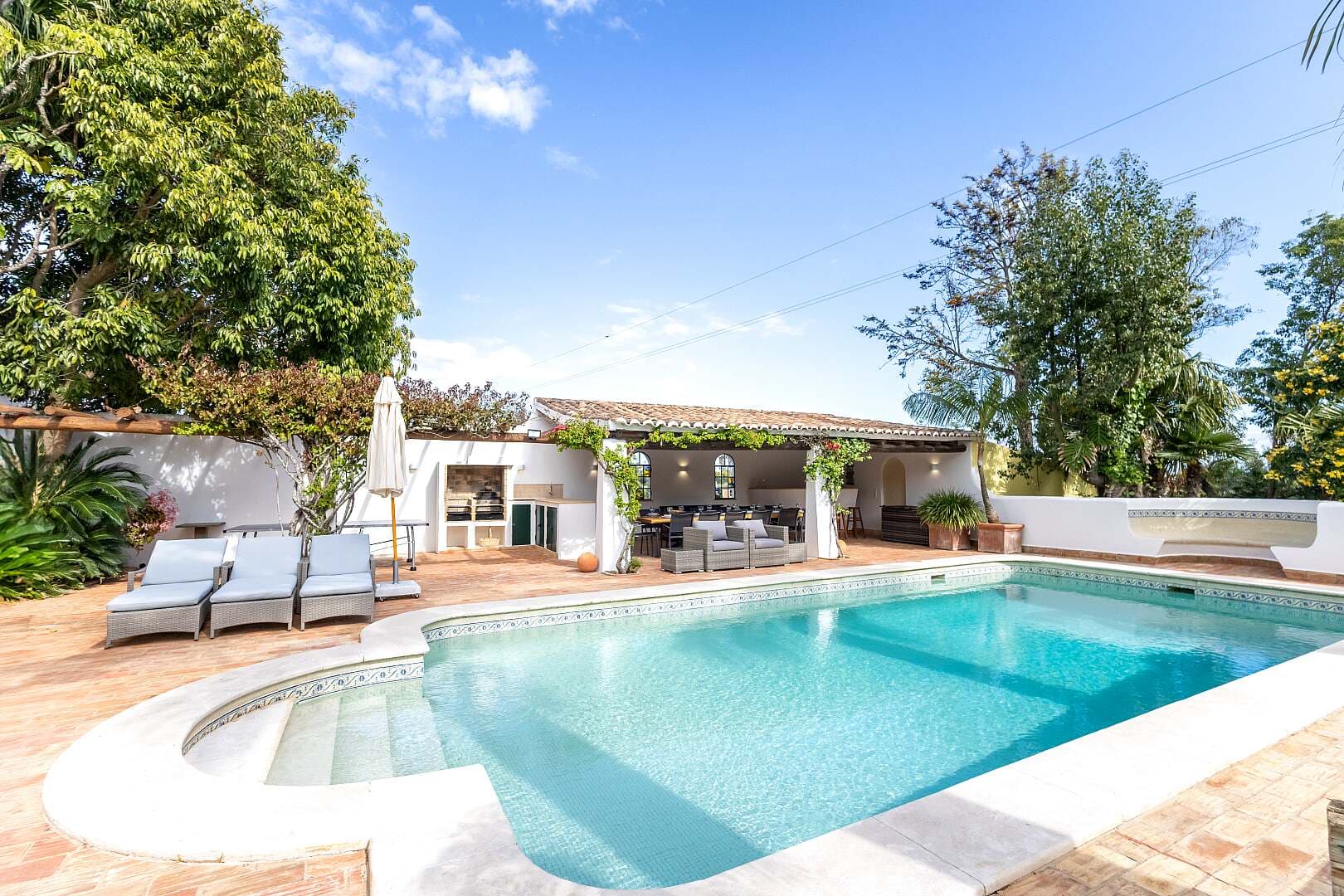 Featured property gallery image