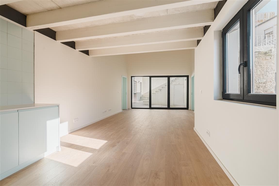 Featured property gallery image