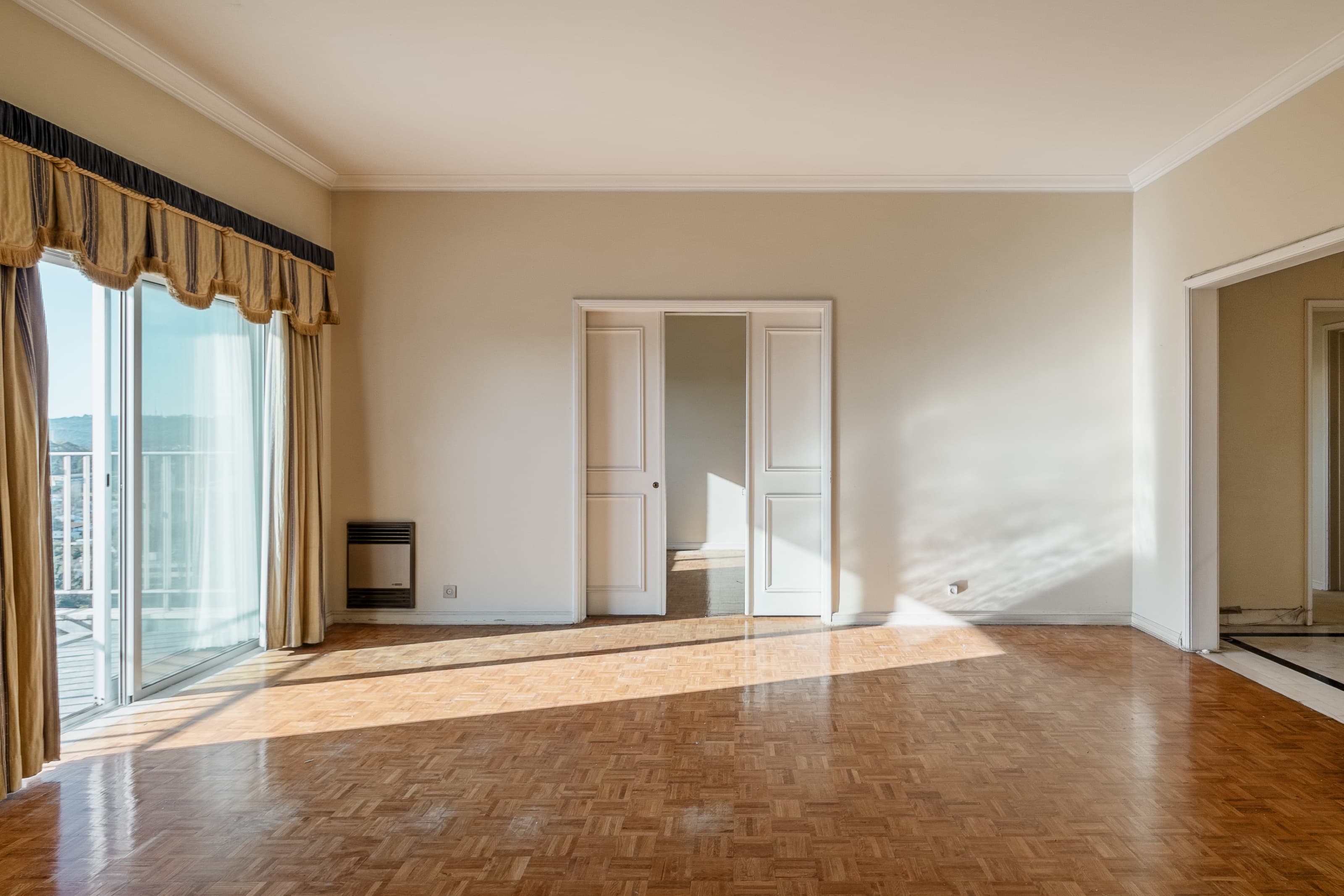 Featured property gallery image