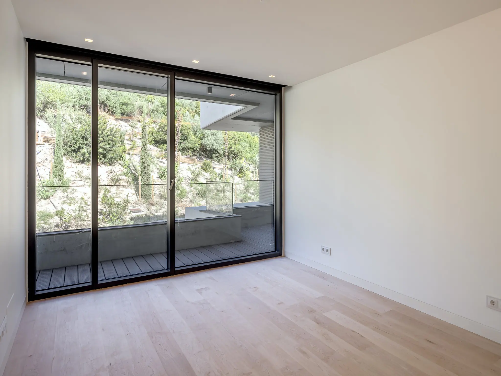 Featured property gallery image