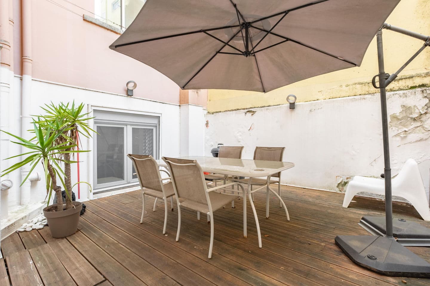 Featured property gallery image