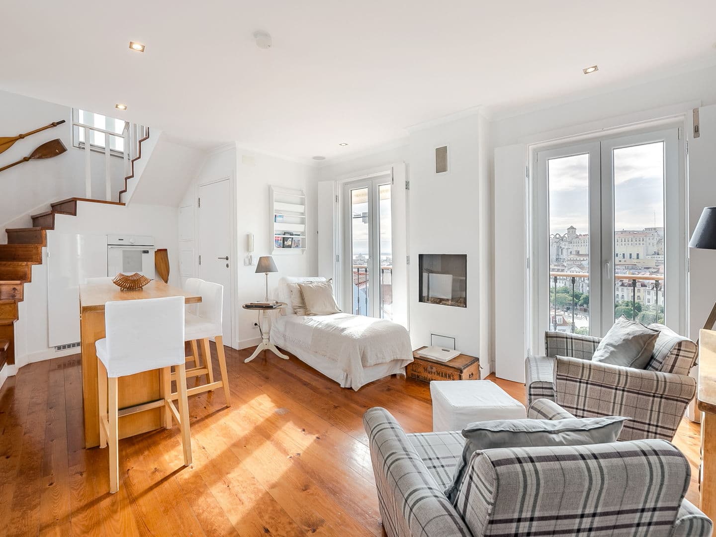 Featured property gallery image