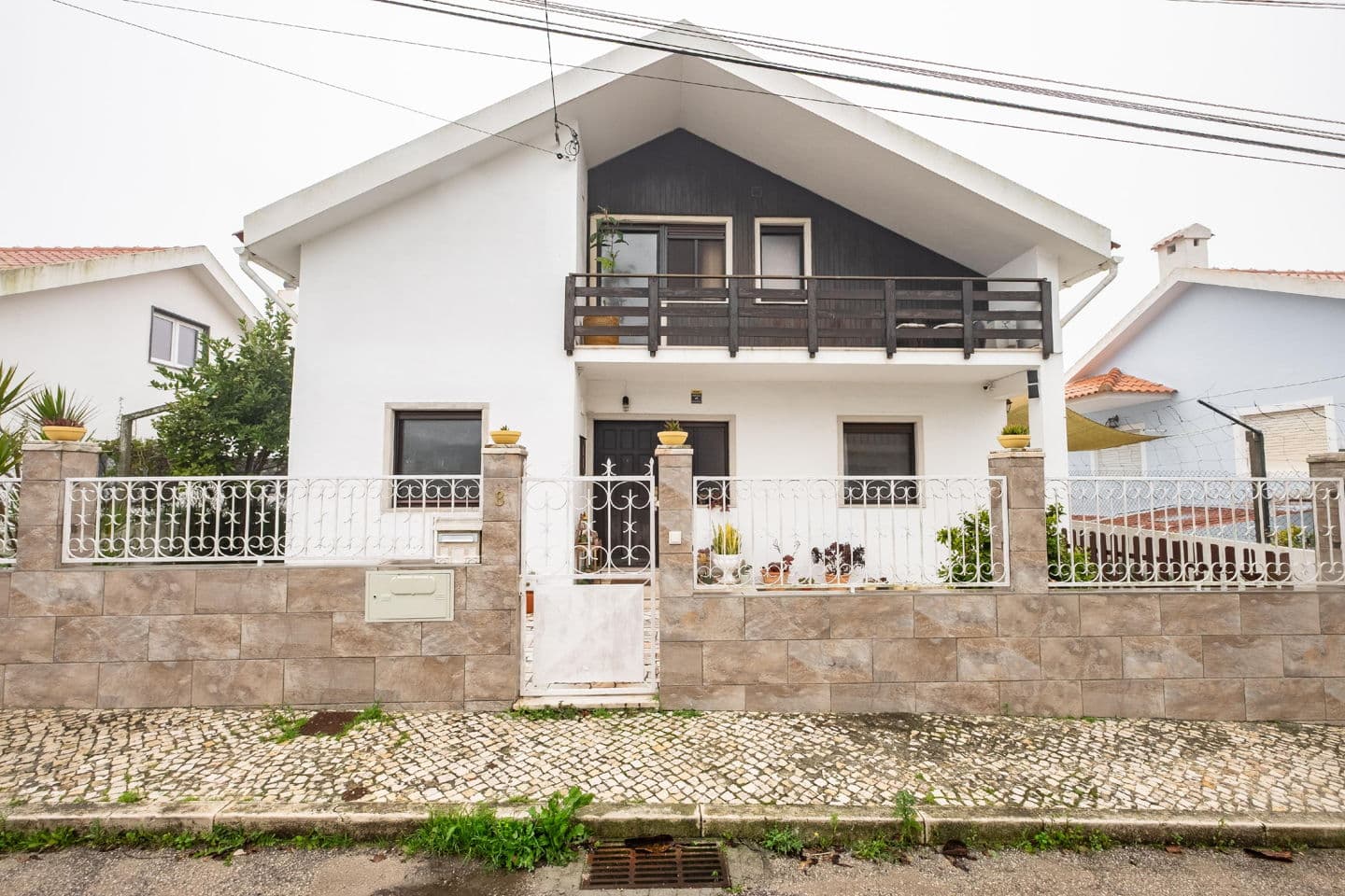 Featured property gallery image