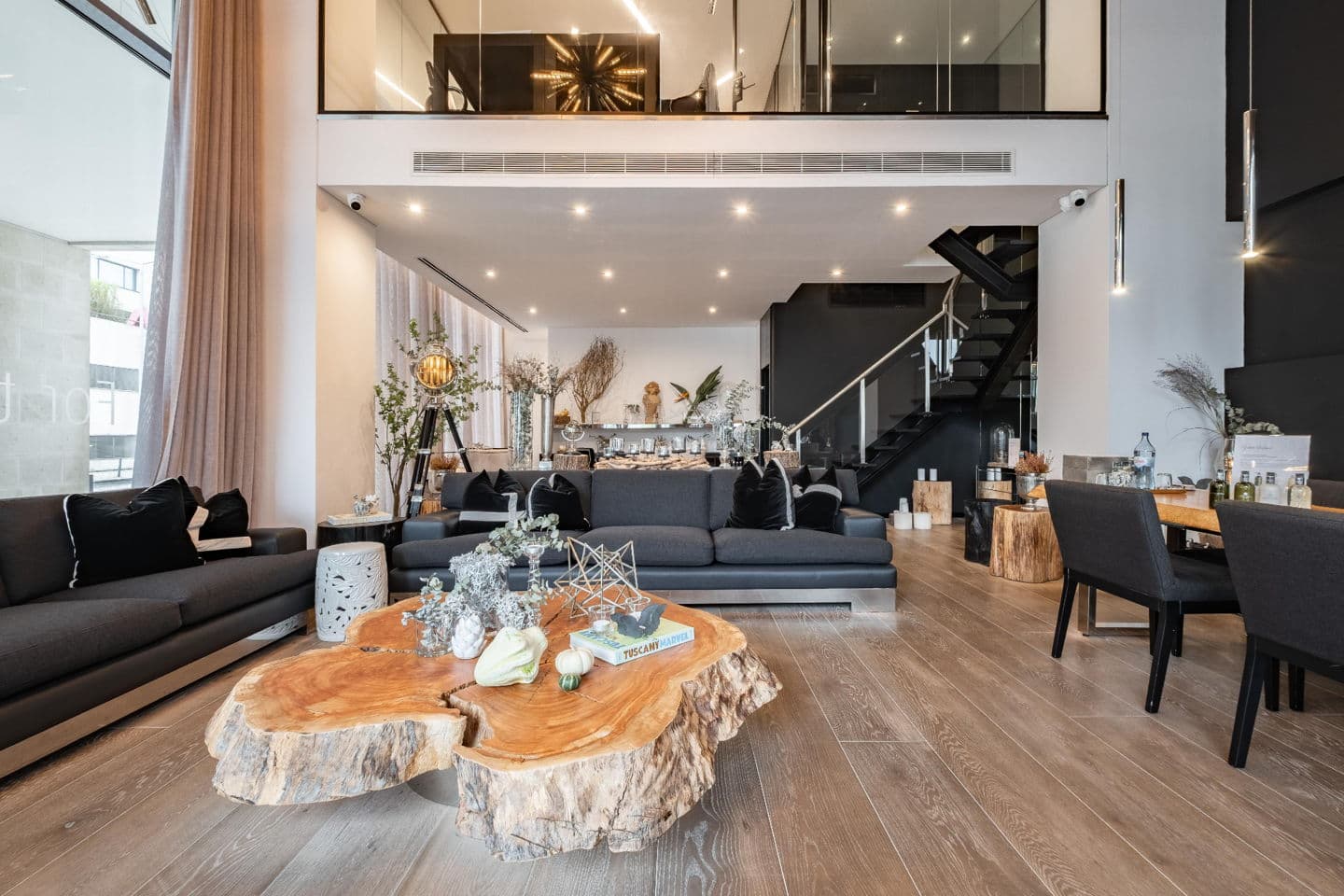 Featured property gallery image