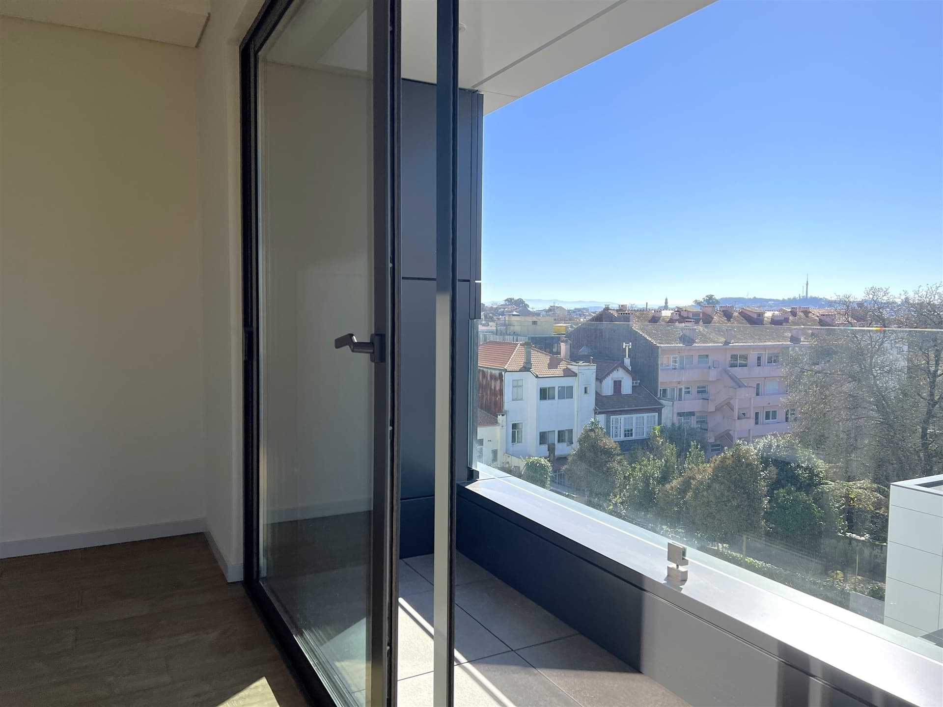 Featured property gallery image
