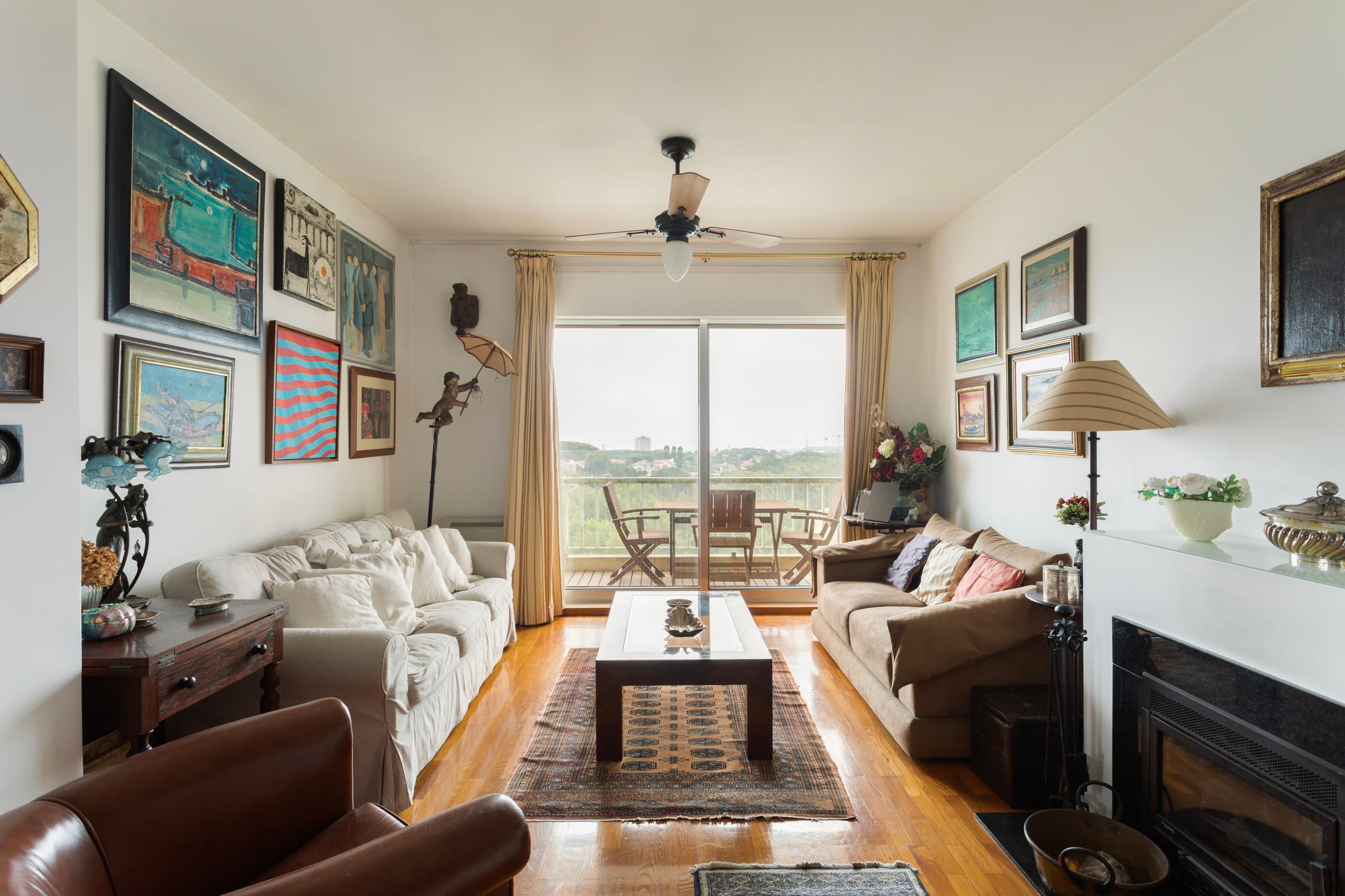 Featured property gallery image