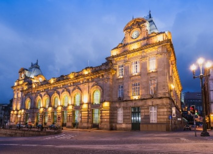 São Bento Railway Station Portugal Home - Portugal propety experts