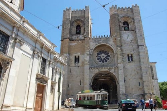 Lisbon Cathedral Portugal Home - Portugal propety experts
