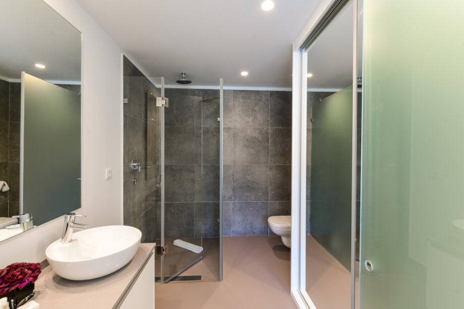 Modern Apartment for Sale in Areeiro | Elegant Living in Central Lisbon, Property for sale in PW2748