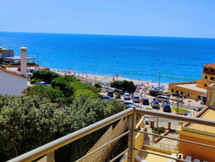 Apartamento com vista mar - 1ª linha Praia da Areia Branca, Property for sale in BL759