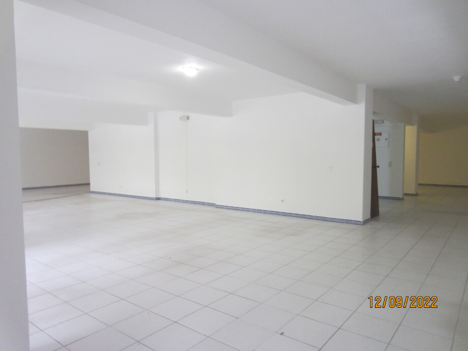 Avenida Liberdade, Property for sale in PW3530