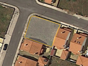 Plot in Óbidos just 3 minutes from the Castle, Property for sale in BL879