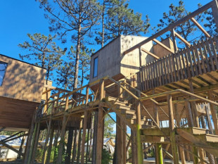 Eco Surf Resort between Baleal beach and Praia D'el Rey Golf&Beach Resort, Property for sale in BL856