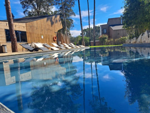 Eco Surf Resort between Baleal beach and Praia D'el Rey Golf&Beach Resort, Property for sale in BL856