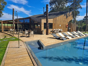 Eco Surf Resort between Baleal beach and Praia D'el Rey Golf&Beach Resort, Property for sale in BL856