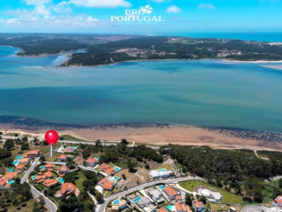 O melhor terreno junto à Lagoa de Óbidos - Foz do Arelho!, Property for sale in Caldas da Rainha, Leiria, BL931