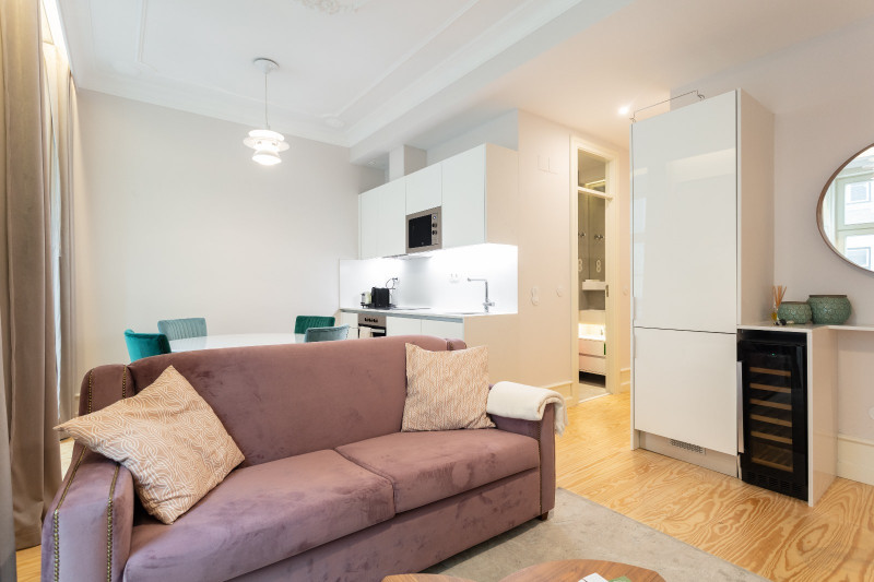 2 Bed Apartment in Rua Augusta, Property for sale in PW3730