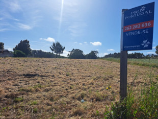 Land with sea views and approved project!, Property for sale in Peniche, Peniche, BL989