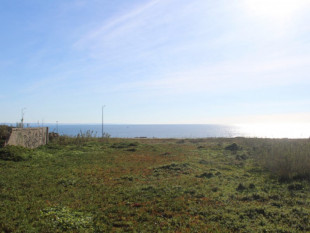 Land for investment just 100 meters from the sea in Peniche, Property for sale in Peniche, Peniche, BL1018