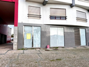 Shop with 190m² in the centre of Caldas da Rainha, Property for sale in Caldas da Rainha, Leiria, BL1038