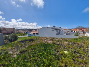 Land for construction in Foz do Arelho, Property for sale in BL1079