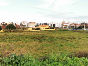 Land in Caldas da Rainha to build 30 apartments, Property for sale in BL1025