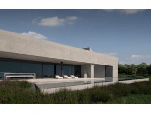 Land for the construction of a house, also with feasibility for a Tourist Project, Property for sale in BL1092