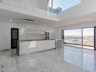 Luxury apartment in Montijo, close to Alegro shopping, Property for sale in BL1112 (AD)