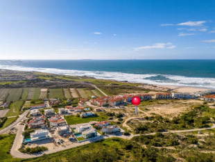 Plot in Praia D'El Rey just 300 meters from the beach, Property for sale in BL1154