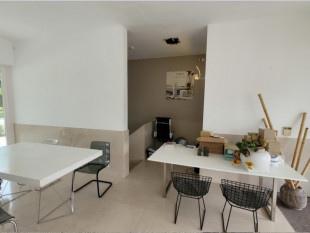 Commercial space at Bom Sucesso Golf Resort, Property for sale in BL1146