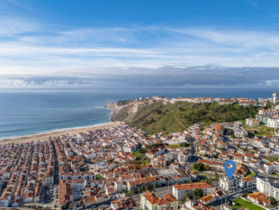 Modern flat with stunning sea views, Property for sale in BL1185