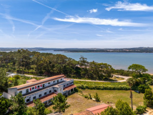 Building on the first line of the lagoon with approved project for several apartments and restaurant!, Property for sale in BL1135