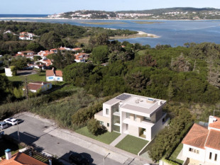 Plot 1st line Óbidos Lagoon with approved projects, Property for sale in Óbidos, Leiria, BL1223