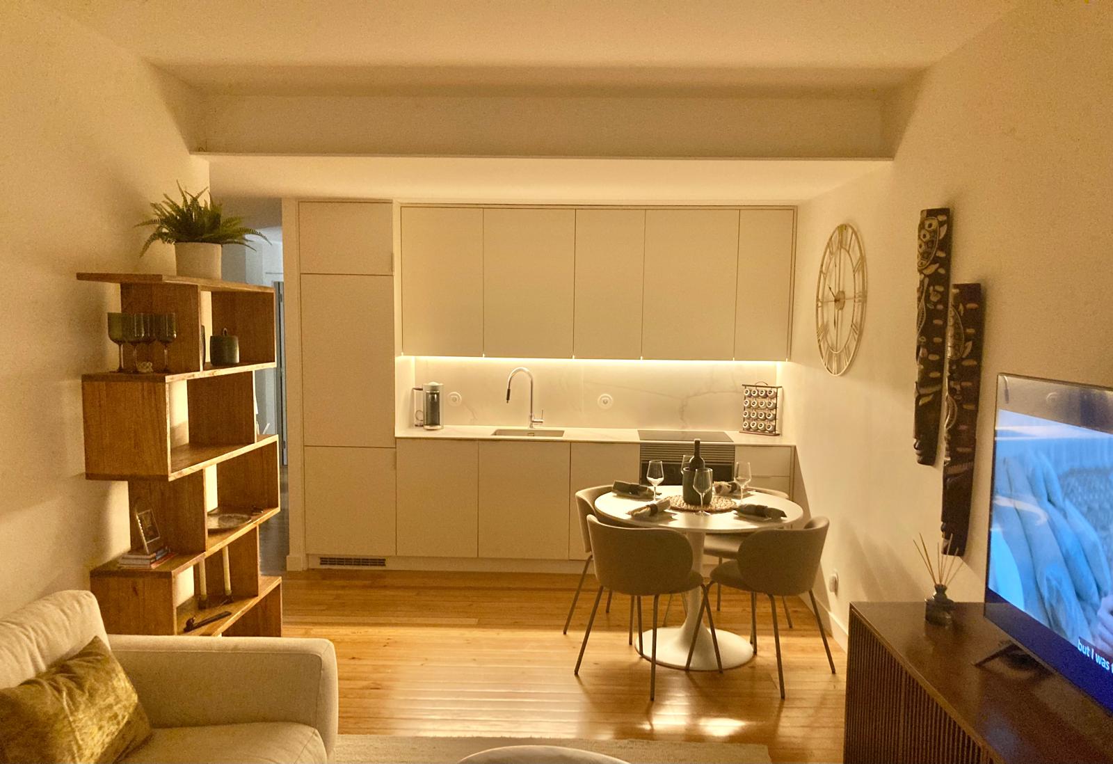 Outstanding Apartment Rua do Atalaia, Property for sale in Baixa, Lisbon, PW3932