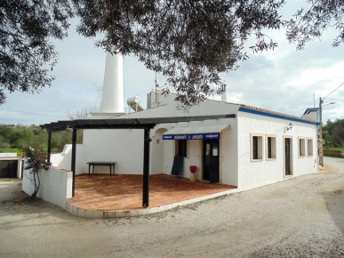 Traditional Portuguese Country Restaurant, Property for sale in PP2550