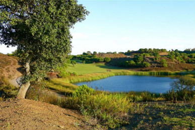 Plots for 4Bed Villa construction on a Golf course, Property for sale in PP2519