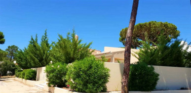 Superb 3 Bedroom Villa On One Level, Central Vilamoura, Property for sale in PP6485