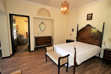 Charming Villa In Porches, Property for sale in PP4261