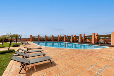 Stunning Duplex Apartment with Rooftop Terrace & Some of the Best Golf Views Around, Property for sale in PP173556