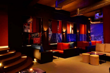 Bar for sale - A Lucrative Investment in Funchal's Thriving Nightlife Scene!, Property for sale in PP173655