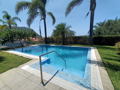 Luxury V3 Villa in Calheta, Property for sale in PP173874