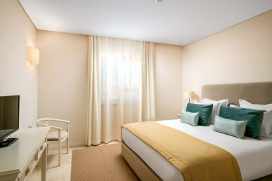 One-Bedroom Apartment In Luxury Five star Resort, Property for sale in PP174492