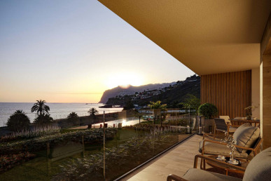 3 Bedroom Apartment With Private Pool And Sea View, in Funchal, Property for sale in PP174582