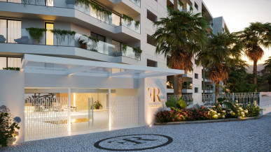 Four Bedroom Apartment In A Private Exclusive Condominium, Funchal, Property for sale in PP174587
