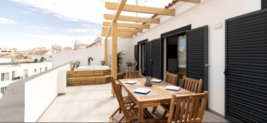 Charming Downtown Albufeira Building – Perfect For Rental Investment, Property for sale in PP174993