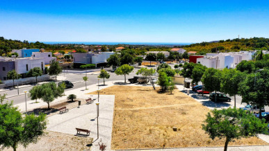 Plot For Commercial And Services Construction, Property for sale in PP175030