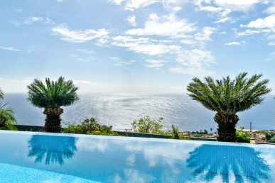 Villa With 4+1 Bedroom, Arco Da Calheta, Property for sale in PP175240