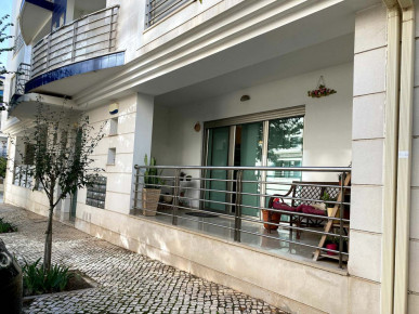 T3 Apartment In Central Tavira, Property for sale in PP175354