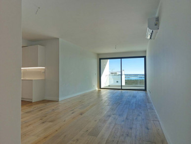 Luxury Three Bedroom Apartment On Ria Formosa Fuseta, Property for sale in PP175388